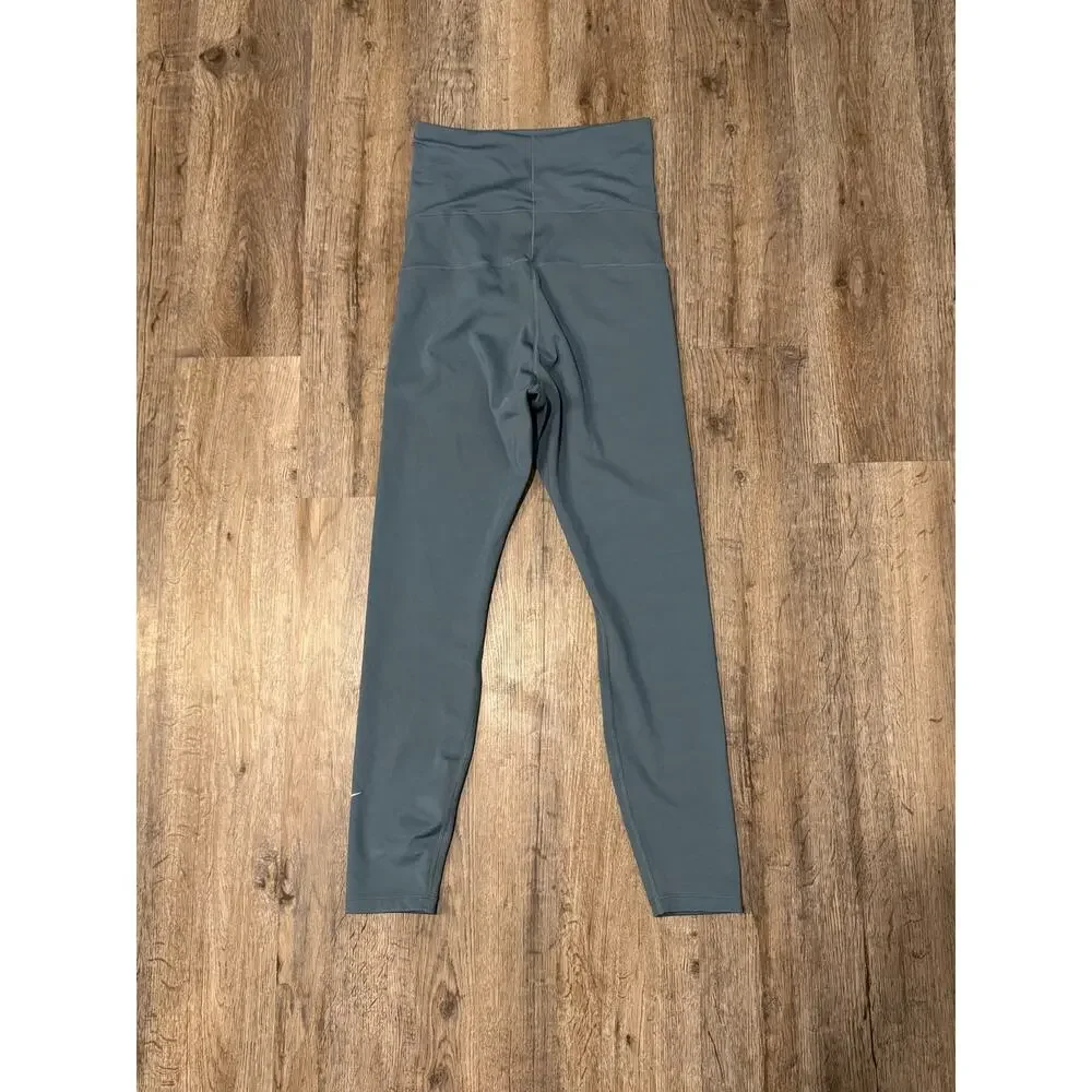 Nike One Women's Maternity High-Waisted Leggings Size Small Short